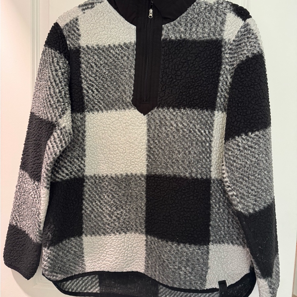 Plaid Black and White Women's Sweater